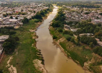 Governo do Acre decretou situação de emergência ambiental em todos os 22 municípios do estado, no dia 11 de junho. Foto: Alexandre Cruz-Noronha/Sema