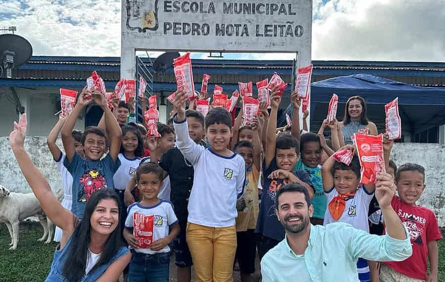 Ação social leva saúde bucal em escolas rurais de Feijó