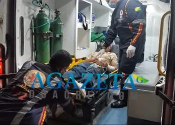 Homem leva surra com pedaços e sofre traumatismo craniano