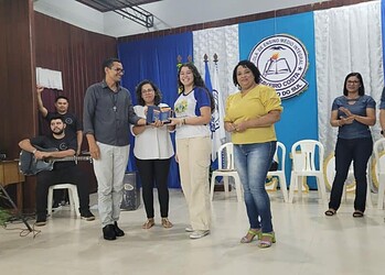 Aluna da Escola Craveiro Costa, de Cruzeiro do Sul, é vencedora do concurso Jovem Senador 2024