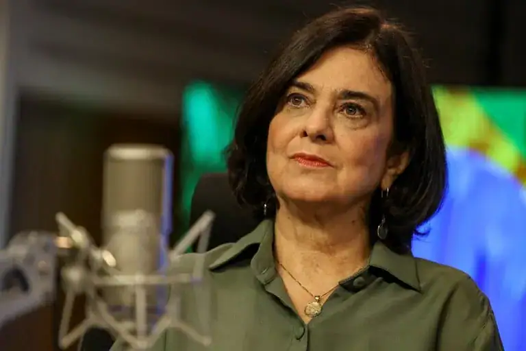 Ministra da Saúde Nísia Trindade afirma que casos de dengue registrados no Acre eram, em sua maioria, febre Oropouche