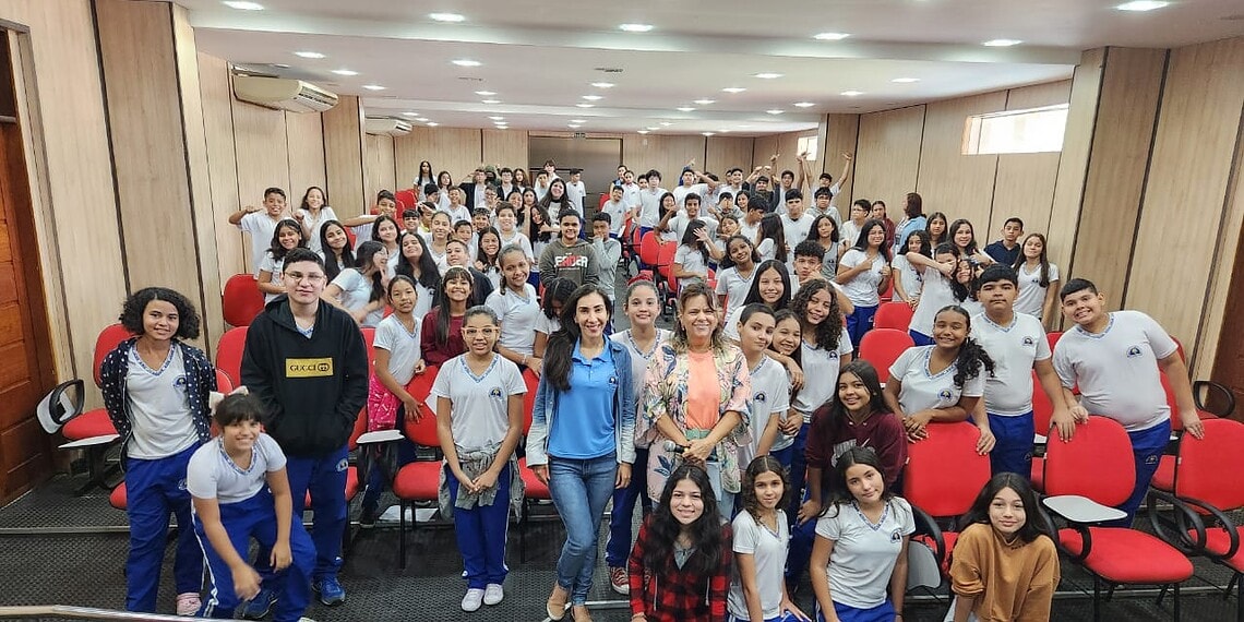 Em ação educativa, TJAC sensibilizam alunos do Instituto São José quanto ao bullying