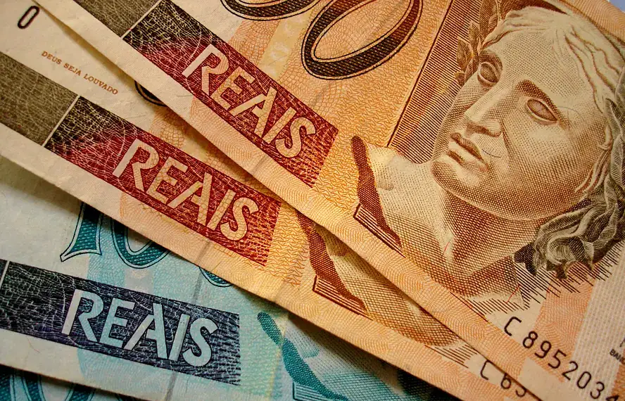 Brasileiros têm quase R$ 2 bilhões esquecidos em contas de consórcio; saiba como resgatar