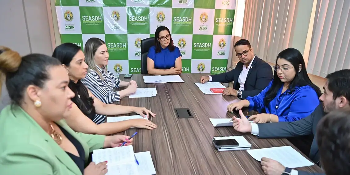 Governo do Acre articula criação de auxílio financeiro para órfãos do feminicídio