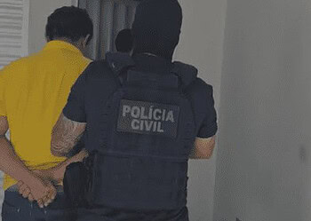 Motorista acusado de matar mãe e filho de 8 anos atropelados é preso após meses foragido