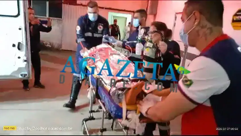 Supostamente embriagados, dupla sofre acidente grave de moto na BR-317