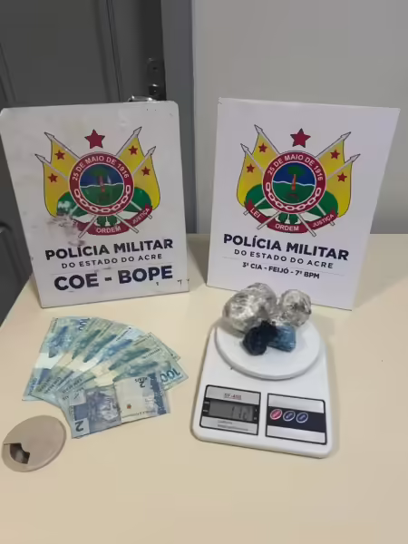Em Feijó, militares apreendem entorpecentes e dinheiro