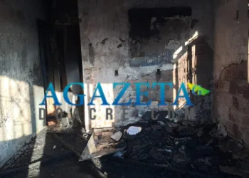 Casal locatário de casa que pegou fogo no bairro Bahia Velha faz apelo por ajuda: "perdemos tudo"