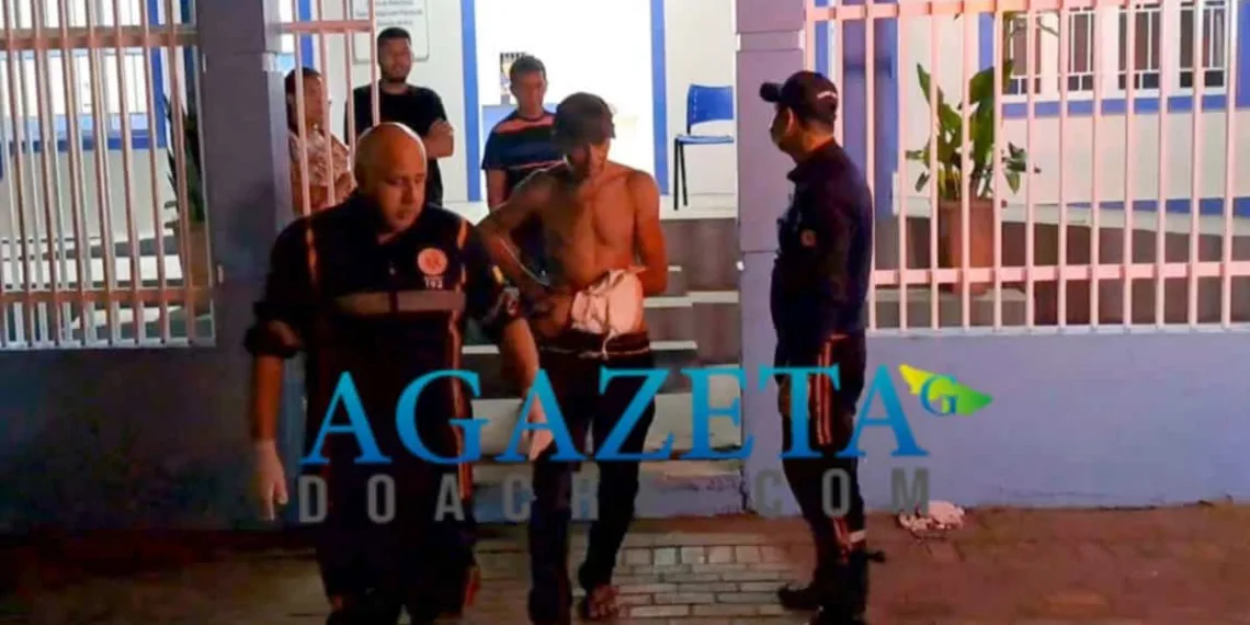 Homem em situação de rua é agredido com pedaço de madeira e arma branca no Centro de Rio Branco