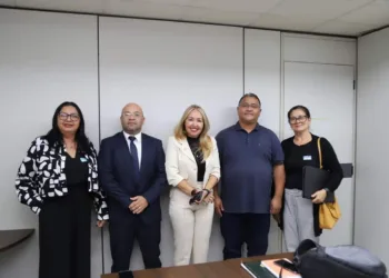 Governo do Acre conquista liberação de R$ 43 milhões para melhorias nos ramais do Juruá durante reunião em Brasília