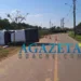 Motorista dorme ao volante e capota caminhonete em Rio Branco