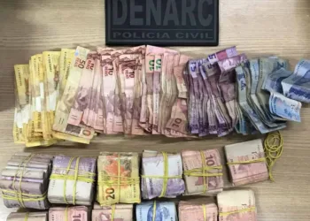Polícia Civil desarticula ponto de tráfico de drogas em Rio Branco e apreende mais de R$ 12 mil