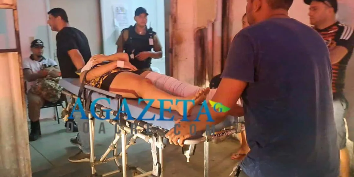 Adolescente de 13 anos sofre fratura ao ser atropelada por caminhonete em Sena Madureira