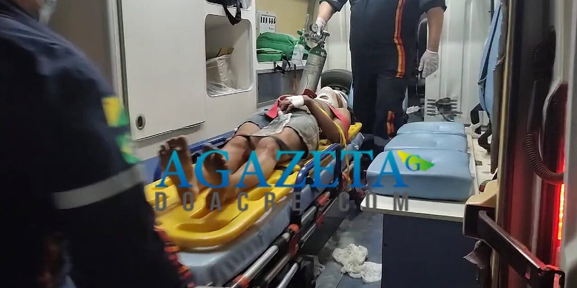 Mulher é atropelada e motorista foge sem prestar socorro no AC; vítima tem suspeita de traumatismo