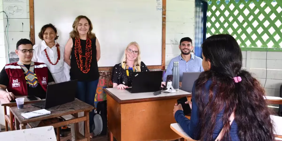 Justiça do Acre realiza audiências de instrução e julgamento dentro de Terra Indígena Nukini e Nawa