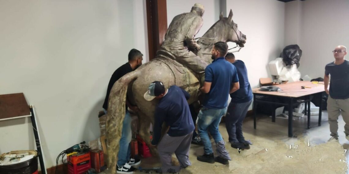 Esculturas do complexo histórico já estão no ateliê do Museu dos Povos Acreanos. Foto: MPA/FEM