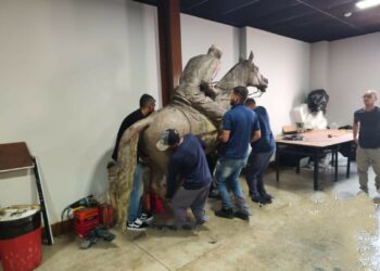 Esculturas do complexo histórico já estão no ateliê do Museu dos Povos Acreanos. Foto: MPA/FEM