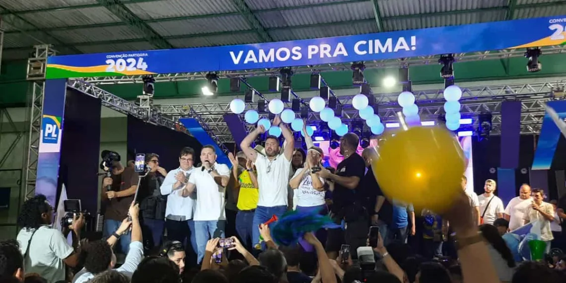 Gladson reforça desejo de ganhar em 1º turno e elogia Bocalom: 'não tenho dúvida da garra e competência'