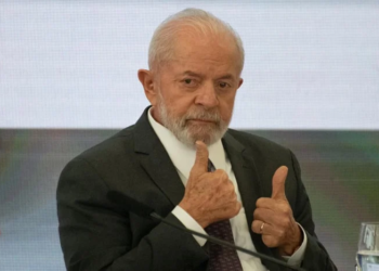 Ipec: avaliação positiva do governo Lula sobe 4 pontos e fica em 37%