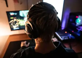 Em MG, filho soca a mãe ao ser advertido por gastar R$ 2 mil em jogos on-line