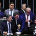 Câmara aprova texto-base da reforma tributária com trava no IVA