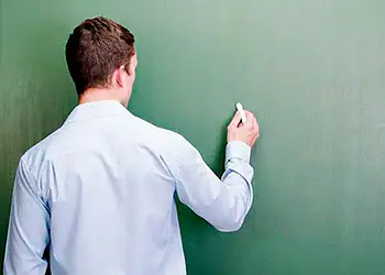 Acre amplia número de diretores de escolas estaduais com pós-graduação