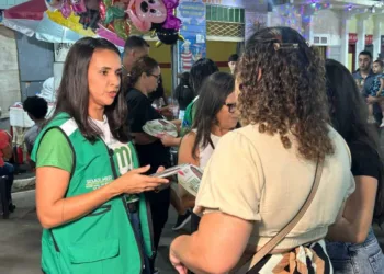 Secretaria da Mulher realiza ação educativa no Arraial Cultural e alcança mais de 400 pessoas