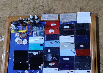 Polícia impede entrada de produtos ilegais em presídio; ilícitos estariam dentro de freezer