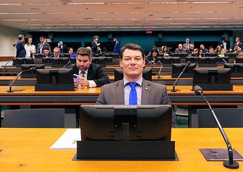 Roberto Duarte critica Governo Lula por cortes no Benefício de Prestação Continuada