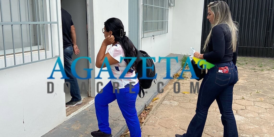 Boliviana suspeita de atuar como médica sem registro é presa aplicando ‘implante da beleza’ no Acre