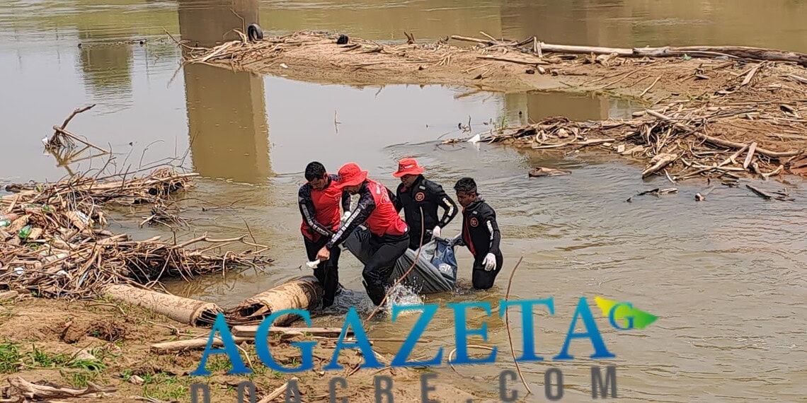 Corpo de homem é encontrado no Rio Acre; rapaz teria se jogado da ponte metálica na terça-feira