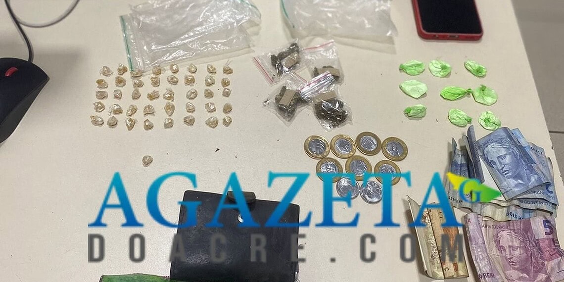 Mulher é presa com cocaína, maconha e crack em Rio Branco