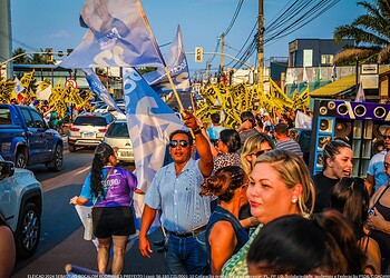 Mesmo com apagão geral, população lota ruas de Rio Branco e multidão participa da inauguração da Casa 22, de Bocalom e Alysson