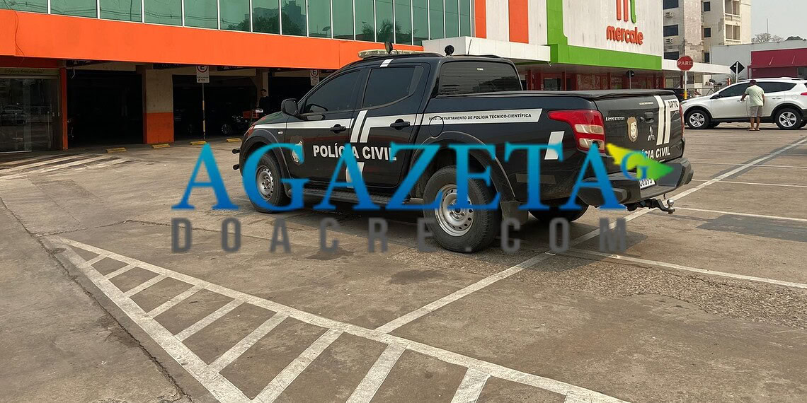 Supermercado é invadido na madrugada desta terça-feira; bandidos entraram pelo teto