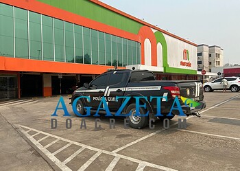 Supermercado é invadido na madrugada desta terça-feira; bandidos entraram pelo teto