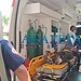 Homem cai de 8 metros de altura enquanto trabalhava; funcionário não estaria usando equipamento de segurança