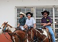 Sob calor de quase 40ºC, população de Rio Branco marca presença na Cavalgada 2024; Veja fotos