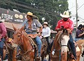 Sob calor de quase 40ºC, população de Rio Branco marca presença na Cavalgada 2024; Veja fotos