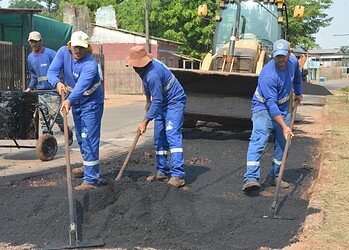 Prefeitura de Rio Branco intensifica pavimentação asfáltica nas principais vias