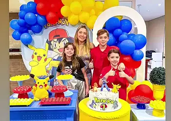 Os papais Ricardo Lima e Mariana Tavares reuniram amigos e familiares para as comemorações de 7 aninhos do caçula Henrico