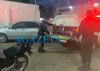 Dupla é presa em Rio Branco suspeita de arrastão; um dos detidos portava arma de fogo