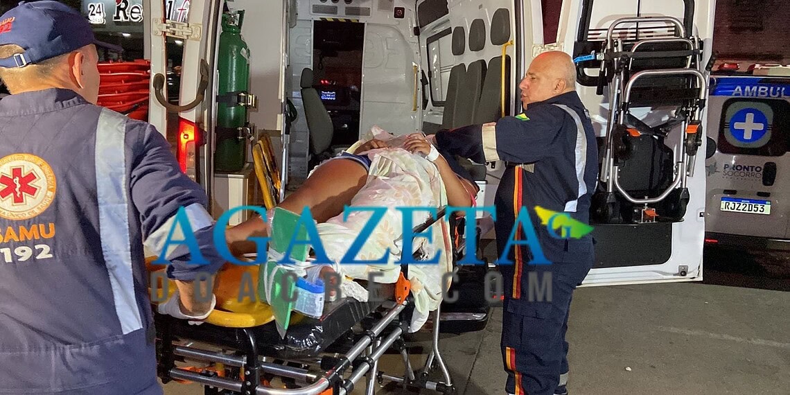 Colisão entre carro e moto deixa mulher ferida na BR-364, no interior do Acre
