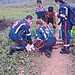Motociclista cai em barranco com filho na garupa e fica desacordado na zona rural de Rio Branco