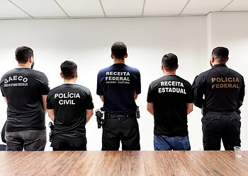 Ação conjunta entre Polícia Civil, Polícia Federal, MPAC, Receita Federal e Sefaz/AC desarticula rede de contrabando de cigarros em Rio Branco. Foto: cedida.