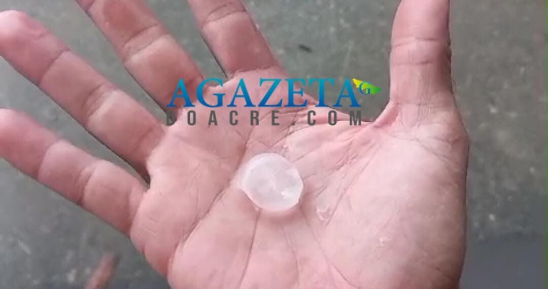 Chuva de granizo assusta moradores de Brasiléia; entenda o fenômeno