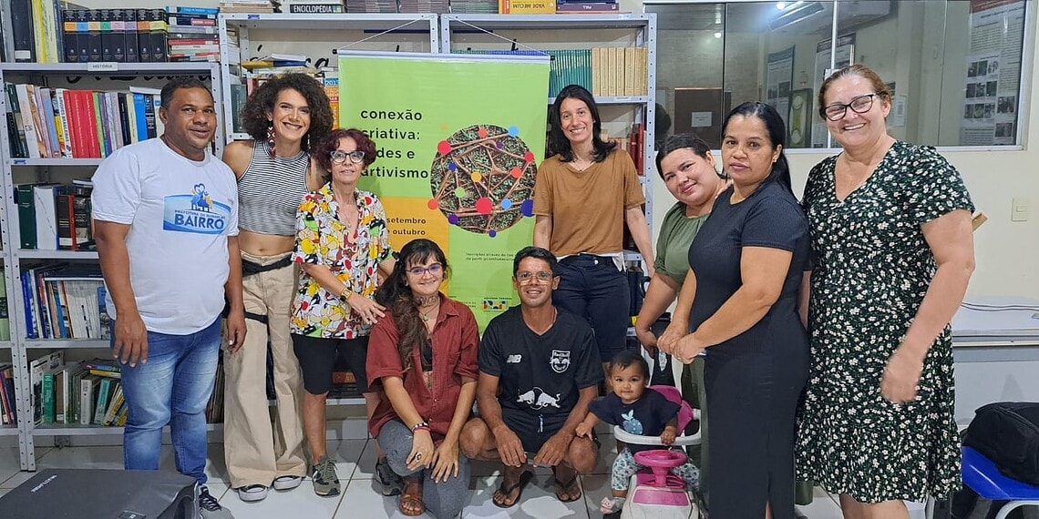O Comitê de Cultura Cia Visse e Versa tem rodado o estado com várias formações (Foto: Cedida)