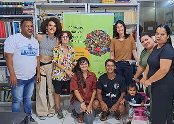 O Comitê de Cultura Cia Visse e Versa tem rodado o estado com várias formações (Foto: Cedida)
