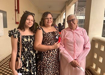 Creusa afirma que sempre faz questão de participar das eleições ao lado da família (Foto: Iryá Rodrigues)