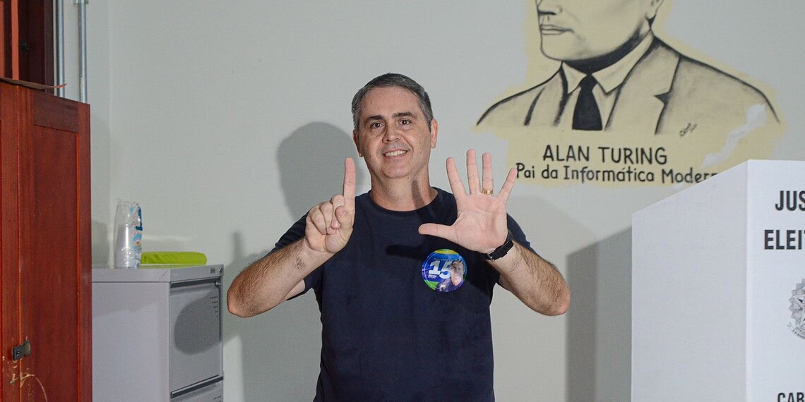 'O sentimento nas ruas é de mudança', afirma Marcus Alexandre durante votação em Rio Branco