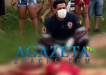 Mulher é assassinada com oito facadas em via pública de Rio Branco